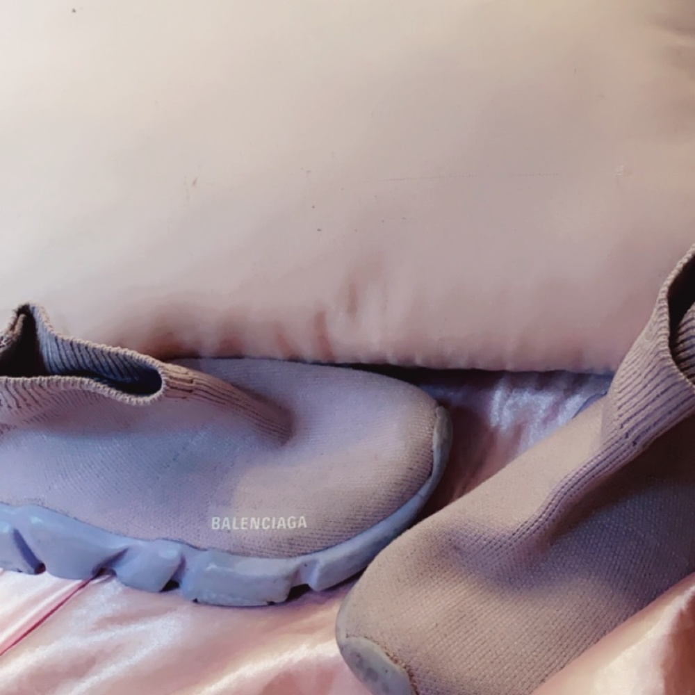 Balenciaga toddler size 5